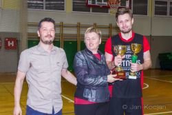 Bar Gušt zmagovalec Belokranjske košarkarske lige