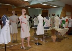 ZIK Črnomelj: Tekstilni izdelki, povezani s kulturno dediščino
