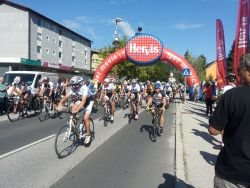Maraton po deželi cvička s kolesarji iz vse Slovenije