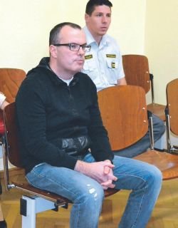 Alen Murn je trenutno v priporu v Kopru. Na tamkajšnjem sodišču je bil že obsojen zaradi gojenja konoplje.