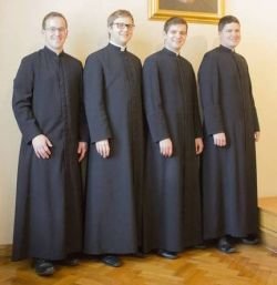 Štirje škofijski novomašniki 2016