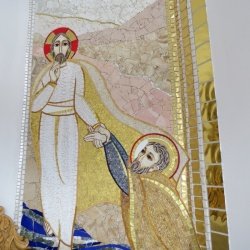Detajl z Rupnikovega mozaika: Jezus rešuje iz morja sv. Petra
