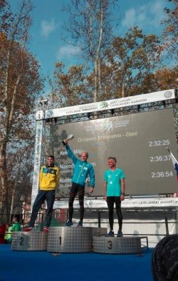 Mitja Krevs je na Ljubljanskem maratonu osvojil naslov državnega prvaka.