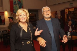 Med igralcem Borisom Cavazzo in njegovo ženo, nekdanjo šefinjo državnega  Protokola RS Ksenijo Benedetti, zeva 27-letna starostna razlika. (M24)