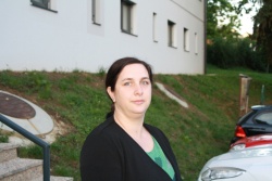Marina Vorkapić – na nedavno sejo metliškega občinskega sveta je prišla kot v. d. ravnateljice Osnovne šole Podzemelj in tam kot kandidatka za ravnateljico prejela podporo k imenovanju. (Foto: M. L.)