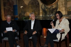 Z Dragutinom Križanićem (v sredini) se je Simona Rožman Strnad pogovarjala v družbi z Mitjo Gobcem.