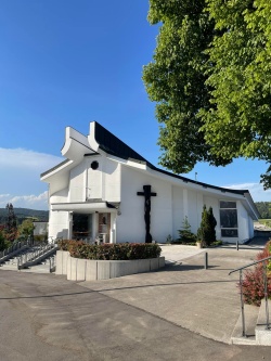 Župnija Grosuplje: 50 let blagoslova župnijske cerkve sv. Mihaela