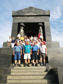 Belokranjski častniki polno zaposleni; obiskali tudi Titov grob