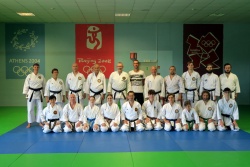 Luka Cicvarić na seminarju pri mojstru karateja Masataki Ohshiti – 10. DAN