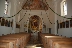 V nedeljo posvetitev obnovljene farne cerkve Sv. Štefana v Semiču
