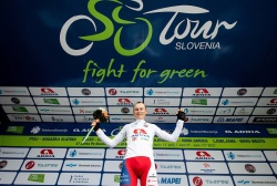 Kristjan Hočevar, zmagovalec med mladimi kolesarji leta 2021