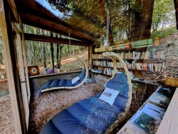Ob letošnjem svetovnem dnevu turizma beremo v gozdnih knjižnicah