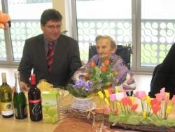 101. rojstni dan praznovala v novem Domu upokojencev 