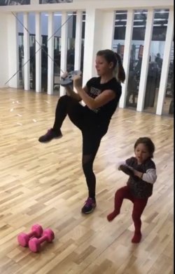 Ljubko: Jasna Kuljaj v fitnesu s hčerko