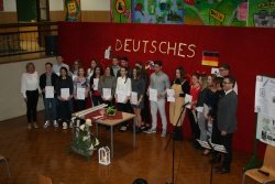 Podelitev diplom DSD 1 na Srednji šoli Črnomelj; diplomanti so: ...