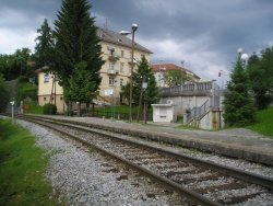 Železniško postajališče Novo mesto center (foto: Wikipedija)