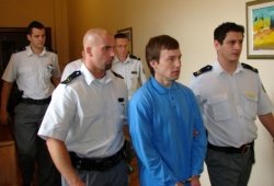 Janez Schuller med enim od sojenj za bombna napada (Foto: arhiv DL)