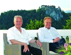 Oče in sin - Stanislav in Janez Škrabec. Prvi je ustvaril podjetje Riko, drugi si je prisvojil njegove reference.