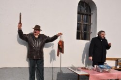 Antonova nedelja v Mačkovcu  - klobase, salame in krače na dražbi