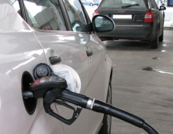 DL: Dve ceni bencina - pazite, če želite cenejšega!