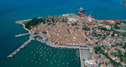 Stavbno zemljišče Ladjedelnica Izola, cena: 9 milijonov evrov + davek