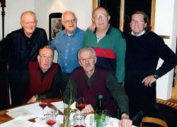 Zadnja fotografija znamenitega kluba Strela. Z leve, zgoraj: Zmago  Kastelic, Mirko Rupnik, Matija Wachter, Mirko Vesel; spodaj: Jože Gošnik  in Marjan Moškon.